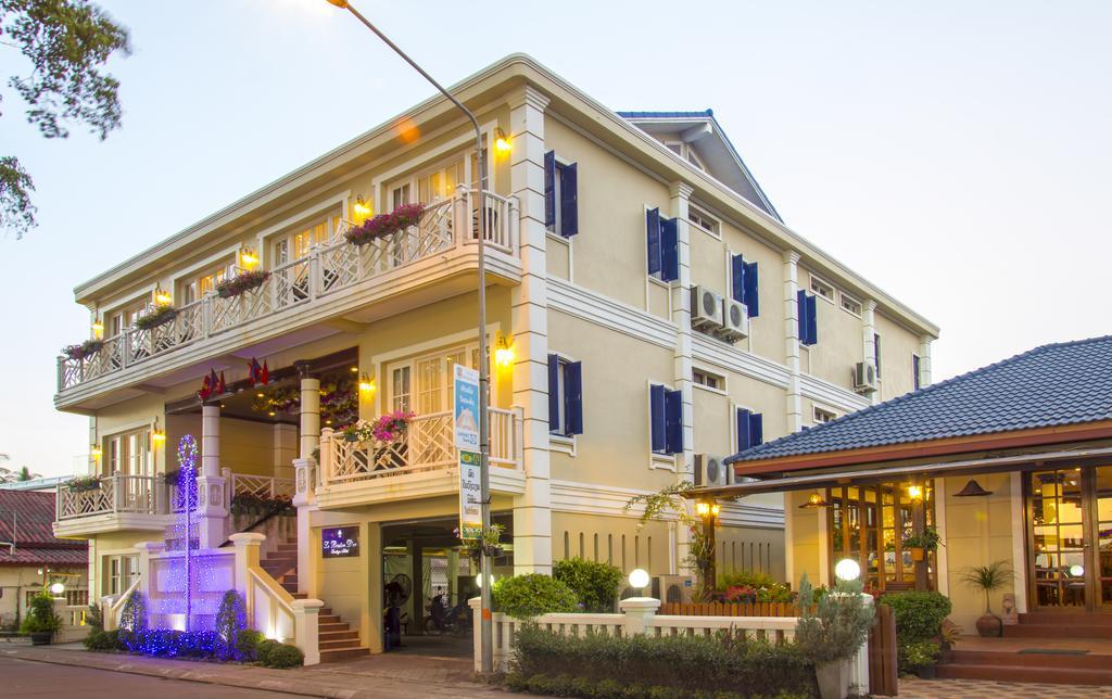 Le Bouton D'Or Boutique Hotel Thakhek Exterior photo