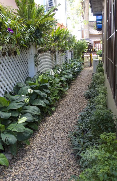 Le Bouton D'Or Boutique Hotel Thakhek Exterior photo